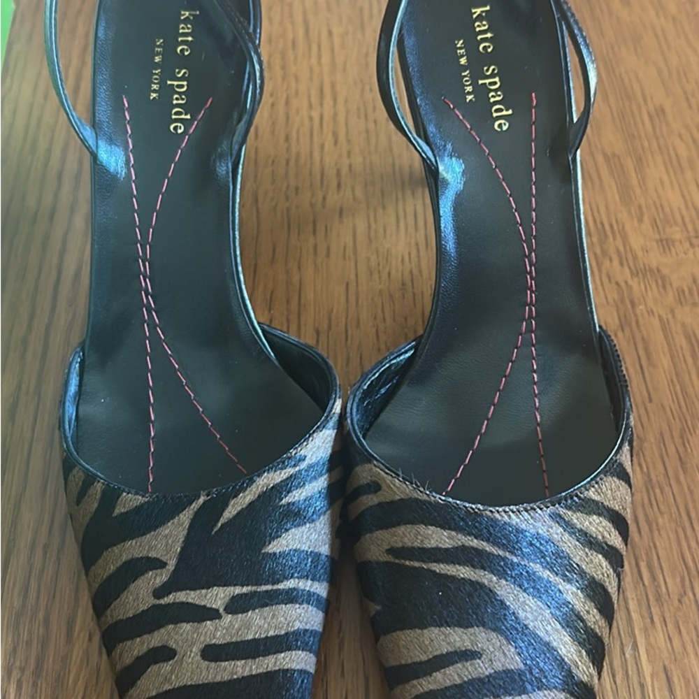 Kate Spade Black and Brown Heels Fashion-Forward Design